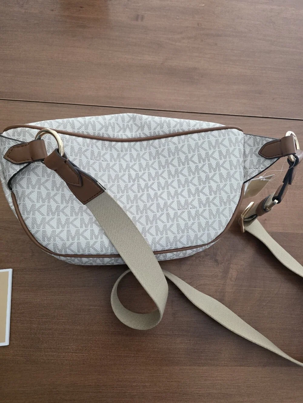 NWT Michael Kors Maisie Large 2-in-1 Signature Sling Belt Bag Vanilla